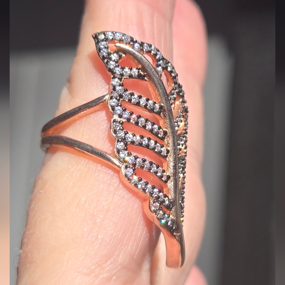 White sapphire Sterling & Gold leaf ring sz8 - Picture 4 of 8